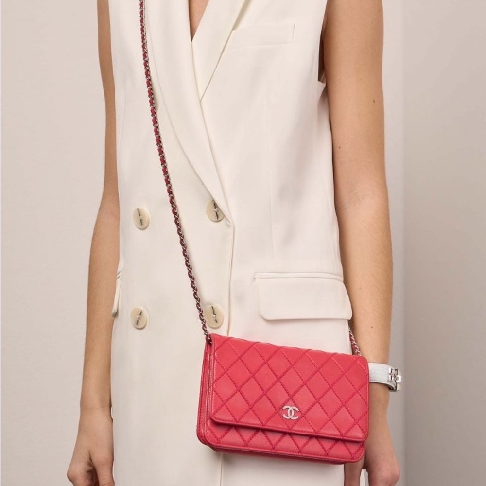 19s timeless classic woc quilted lamb chanel red